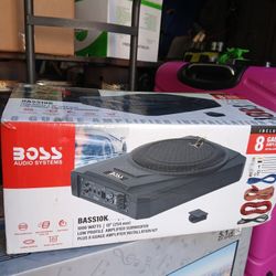 Boss Audio Systems 1000W low profile amplified subwoofer