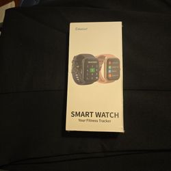 Brand New Coucur Smart Watch Color Pink.