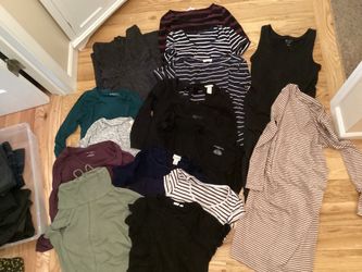 Maternity clothes bundle