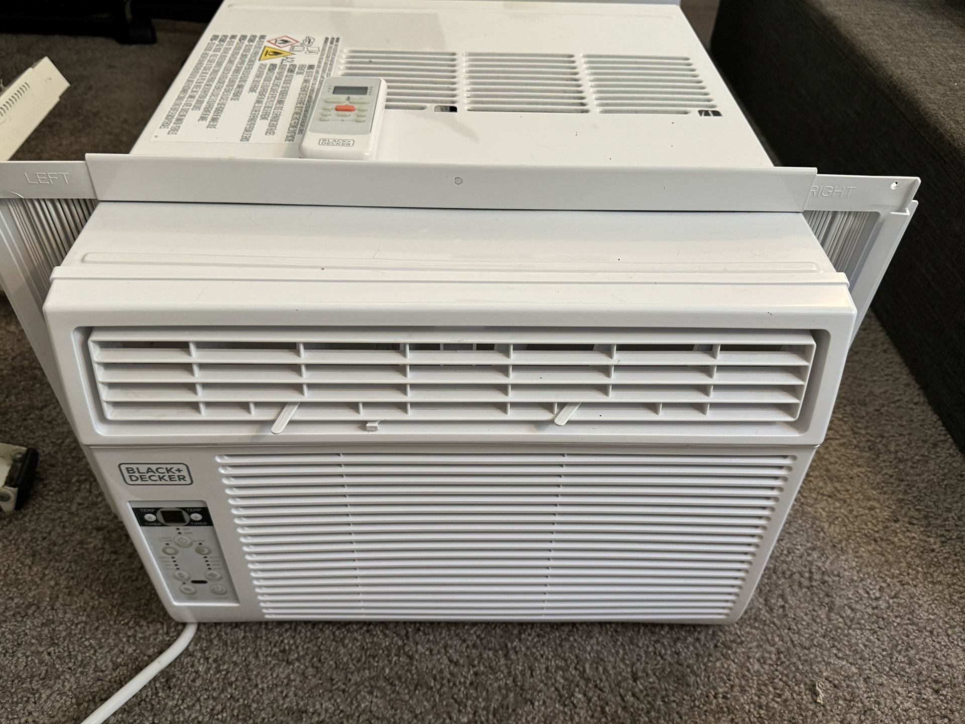 BLACK+DECKER 14,300 BTU Window AC + Smart Controller