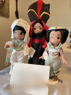 Disney Precious Moments Doll Set