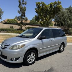 2005 Mazda MPV