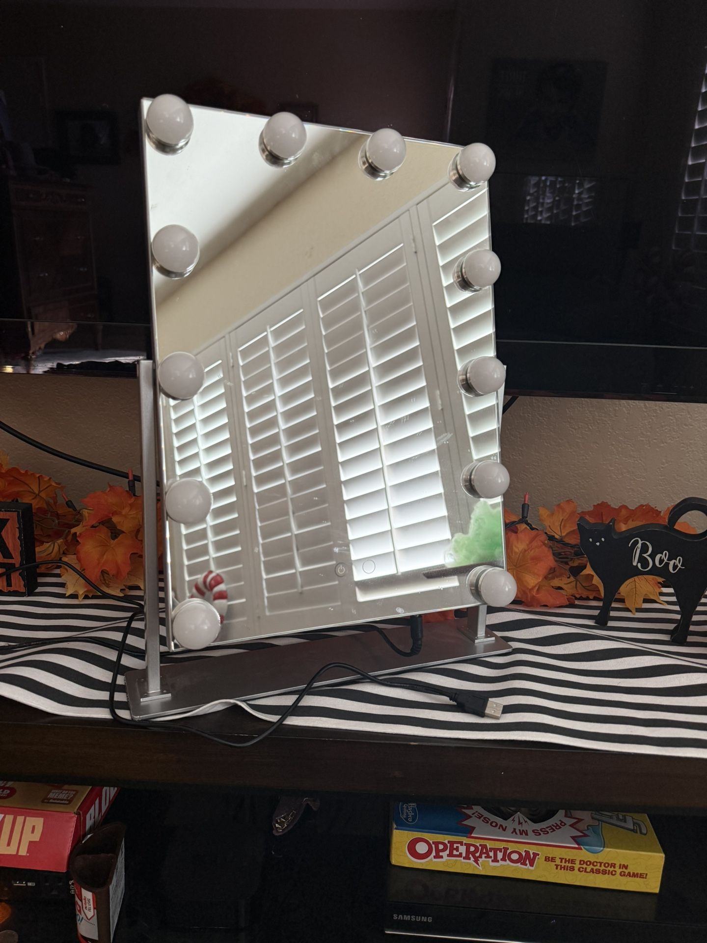 Vanity Makeup Mirror 