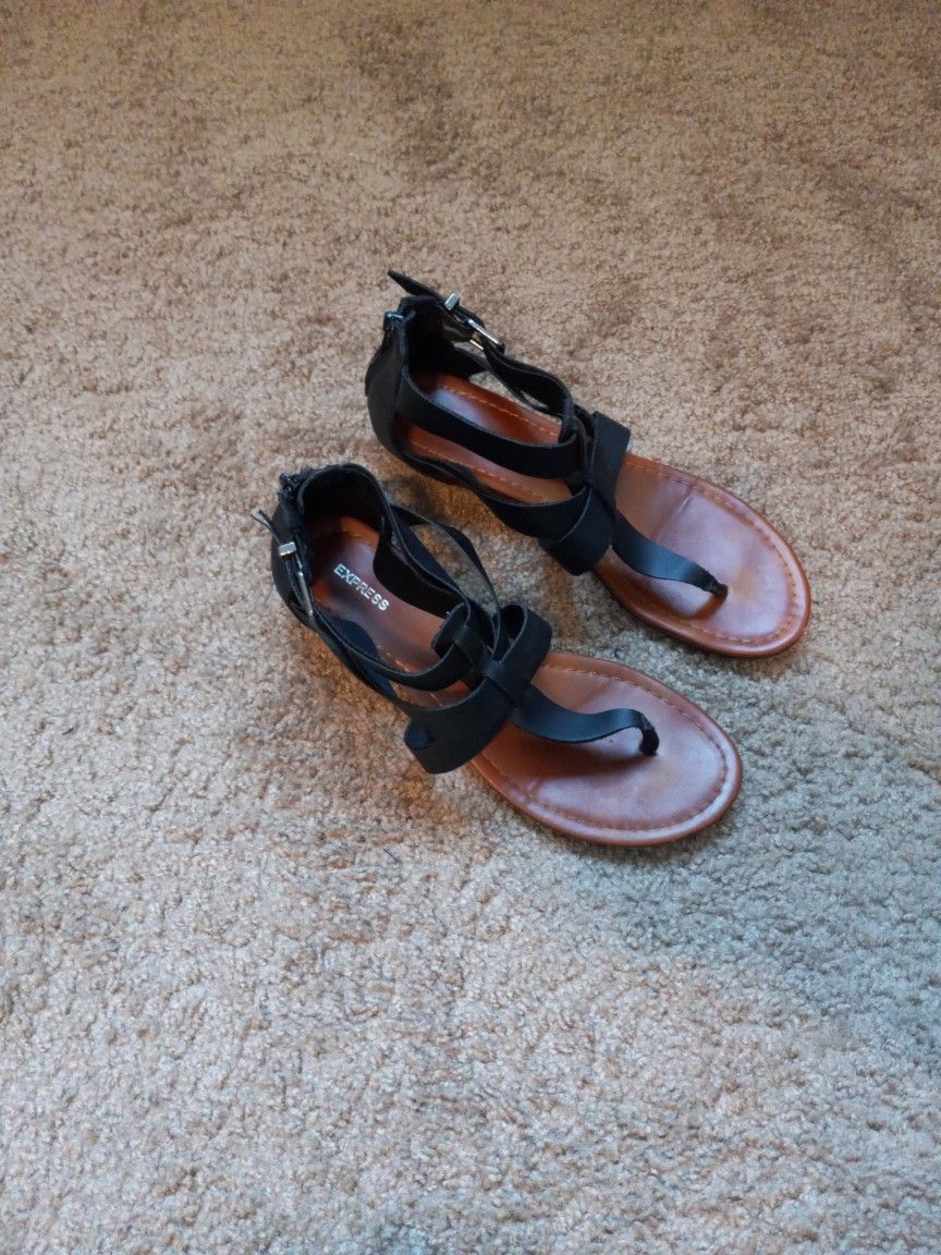 Express Sandals 8