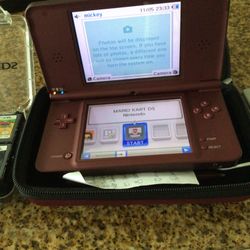Nintendo DS  XL 10 games charger Nice Case Works perfectly excellent condition