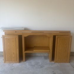 Oak Shelf/hutch