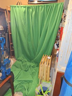 Chromapop studio 12ft x  18ft Green Screen 