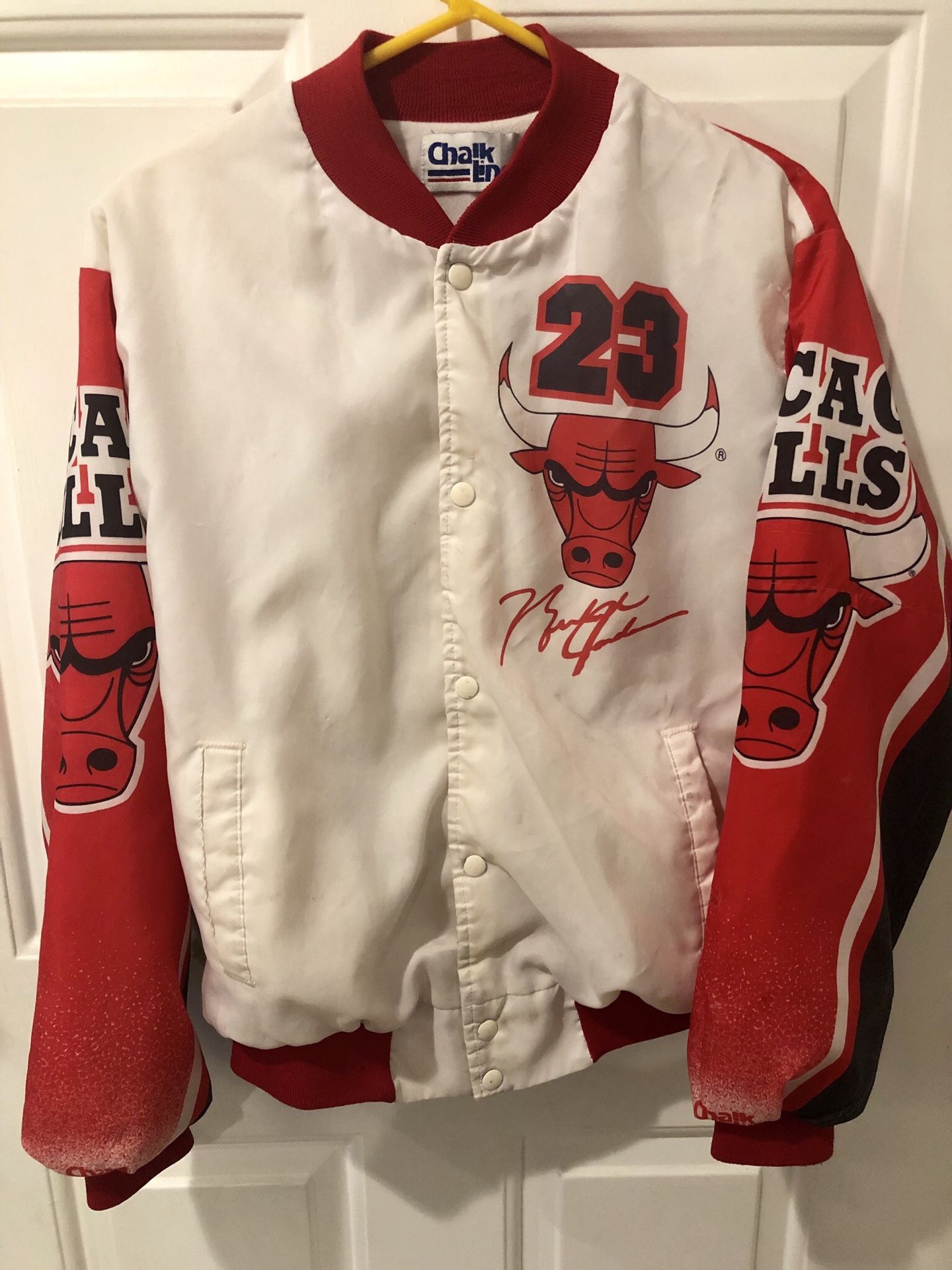 Vintage 90s Chicago Bulls NBA Chalk Line Black Embroidered Puffer