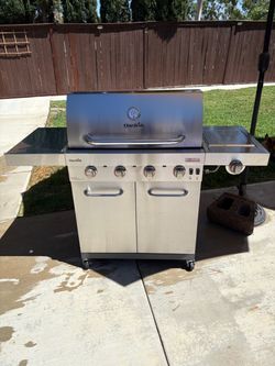BBQ-Charbroil Commercial Series Stainless steel 4 - Burner Infrared