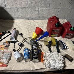 Car Tools / Cleaning Brushes 