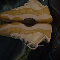 Size 7 Men Yellow Snake Skin