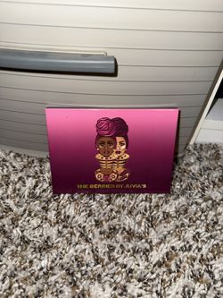 Juvias Place Eyeshadow Palette