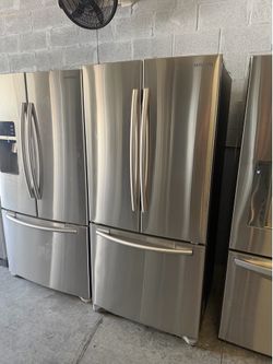 33” SAMSUNG counter depth  FRIDGE REFRIGERATOR NEVERA HELADERA FRIO REFRIGERADOR GOOD CONDITION DELIVERY 🚚 AVAILABLE WARRANTY 100 DAYS 7️⃣8️⃣6️⃣4️⃣2️