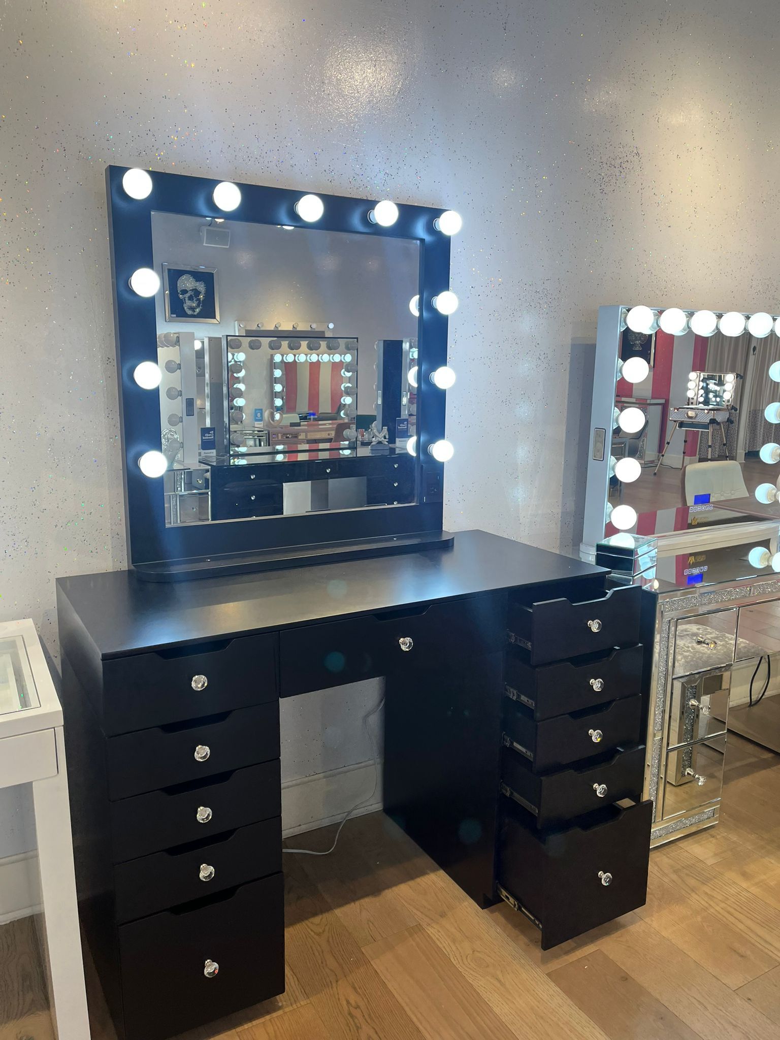 Makeup Vanity With Bluetooth