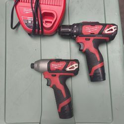 Milwaukee M12 Impact Driver & Drill Driver