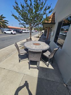 Fire pit table