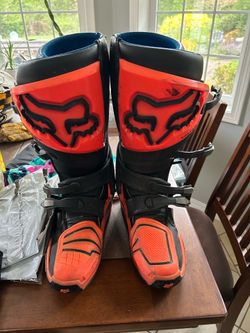 Fox Instinct size 10