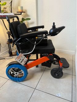 Electric wheelchair