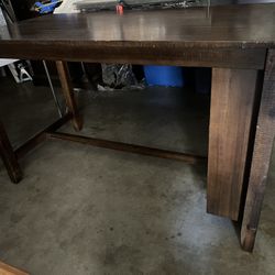 100% Wood Table / Stools 