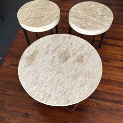 Table With 2 End Tables 