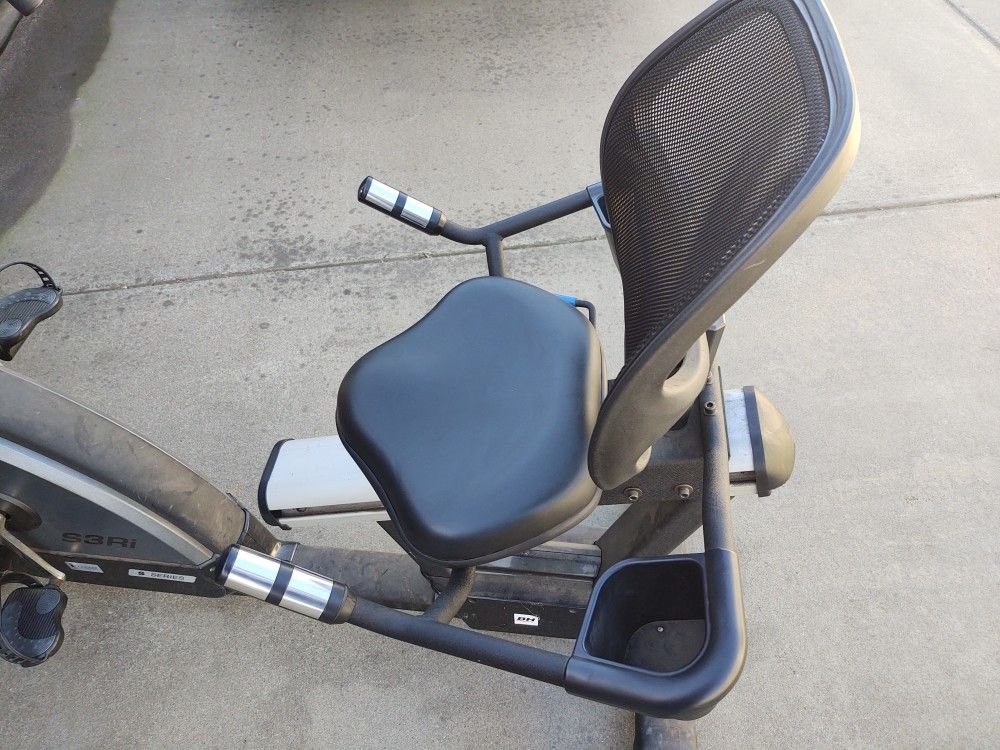 Recumbent Bike / Exercise Bike
