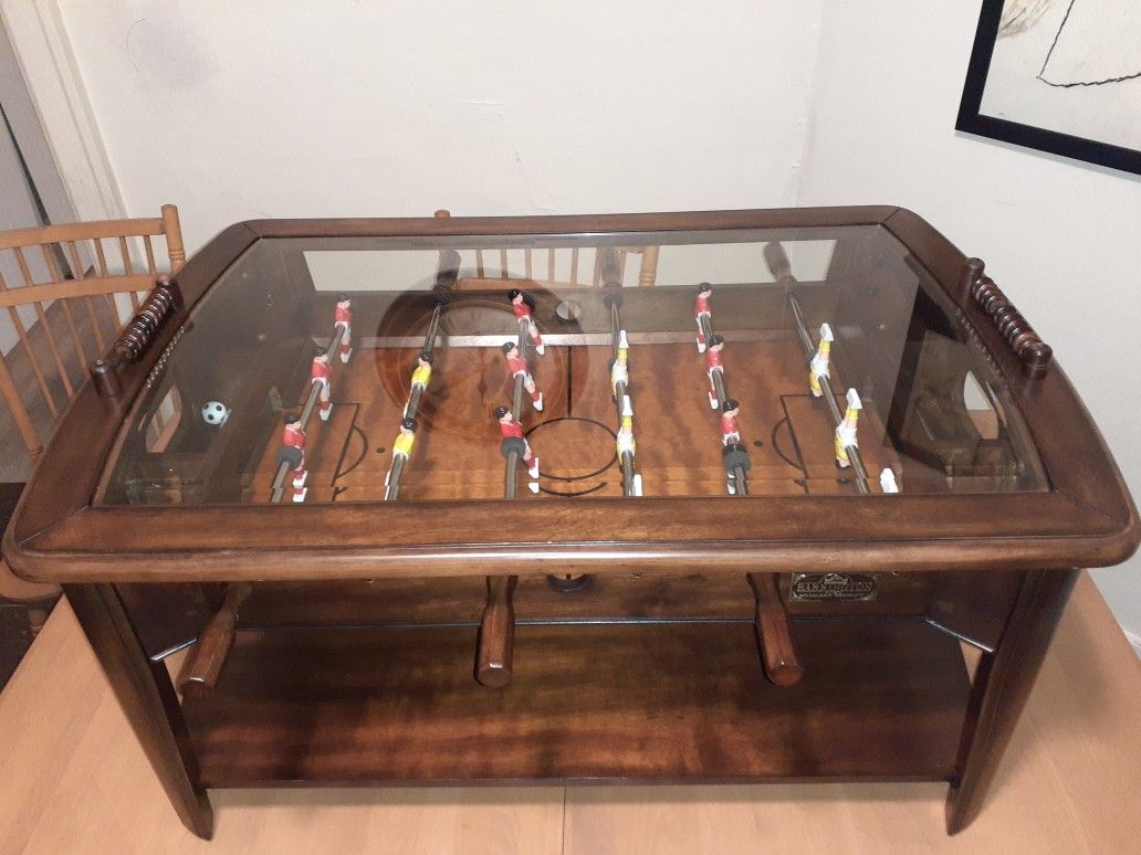 Coffee table /Foosball table