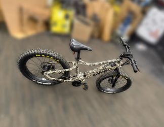 NEW Rambo Bushwacker Electric Bike – Never Ridden