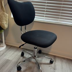 Branton Mobile Chair For Office Tasks