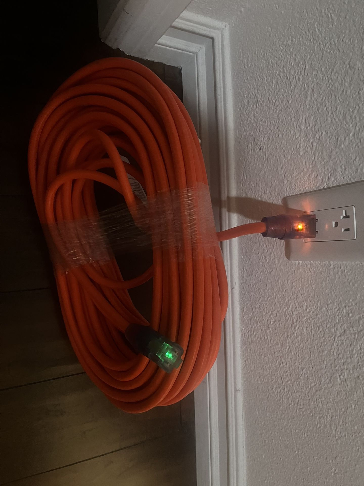 100ft ProGlo Heavy Duty Lighted Extension Cord - 12/3 Gauge, 20A/120V - High Visibility for Power Tools & Construction This listing is for a brand new