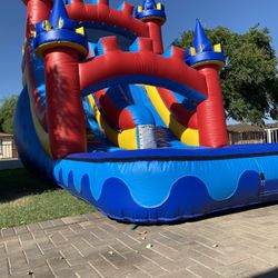 16ft Castle Waterslide $1650 obo great condition