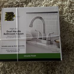 High Arc Dual Handle bathroom faucet