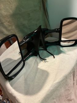 Pair of Truck Tow Mirrors Black