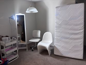 Moving out sale