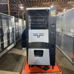 Combo Vending Machine Wittern 3589