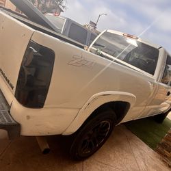 Chevy Silverado  Z71 4x4