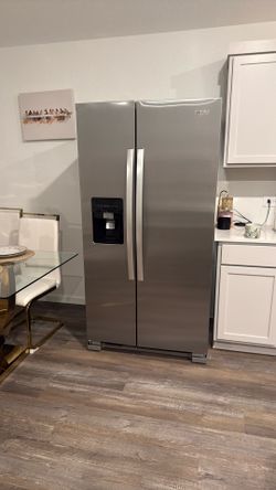 Whirlpool Refrigerator