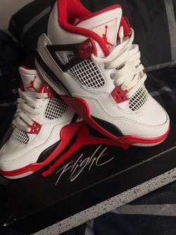 Air Jordan 4 Retro