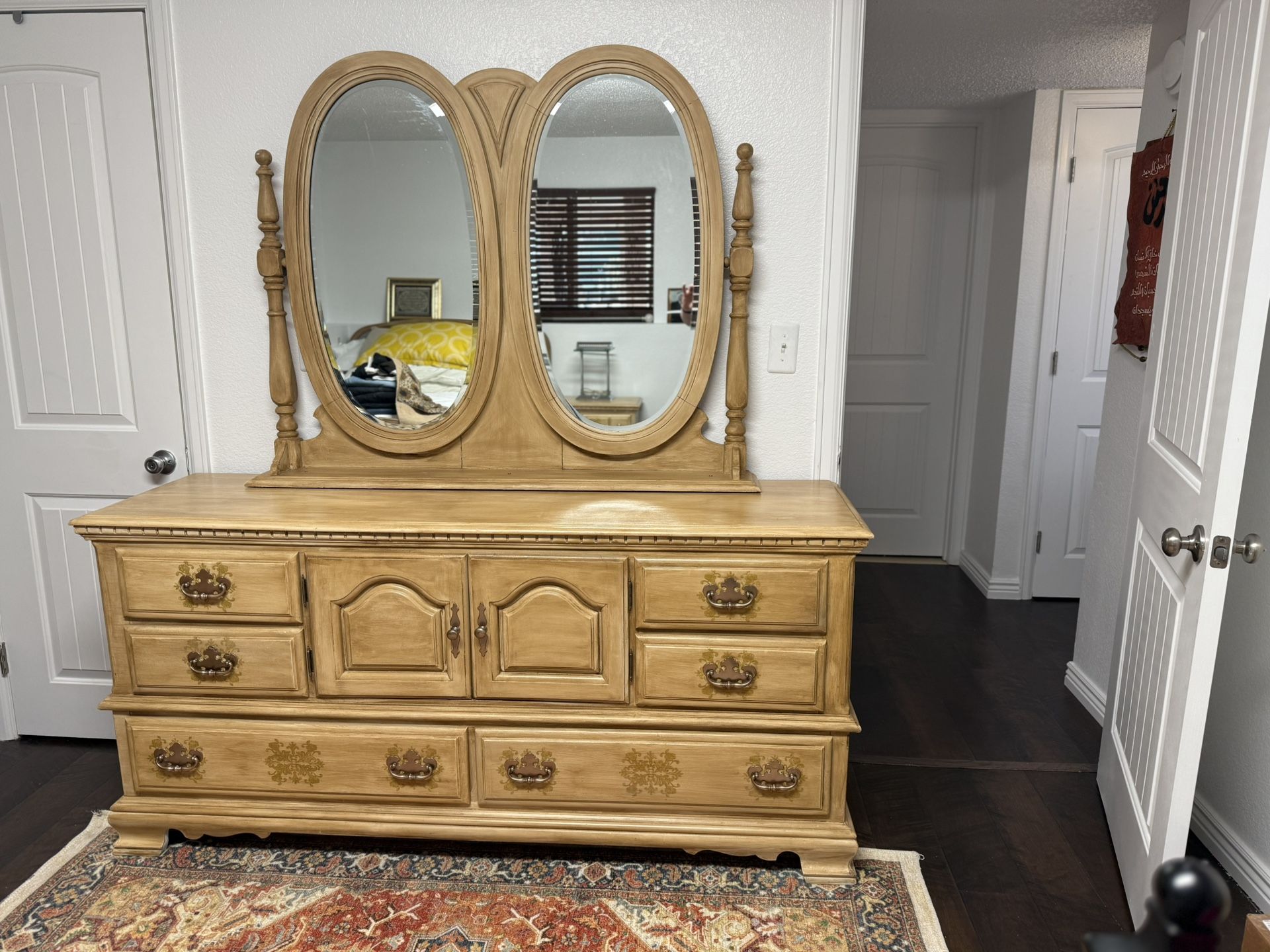 Dresser & Night Stand $175