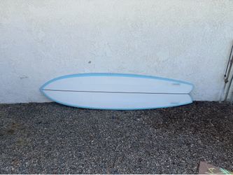 8'6" long fish surfboard - Scallop Shapes