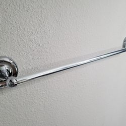 Silver 24" Towel Rack