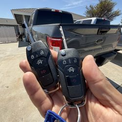 Llaves De Autos / Car Keys