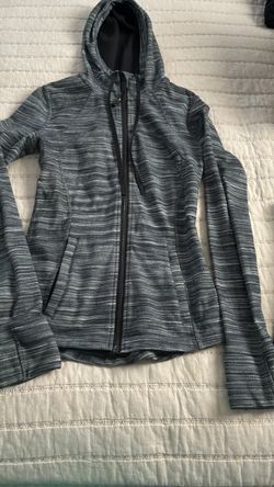 Lululemon size 4 jacket Mike
