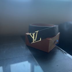 Louis Vuitton belt 