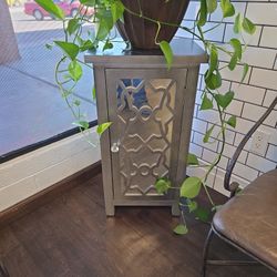 Side Tables/night Stands