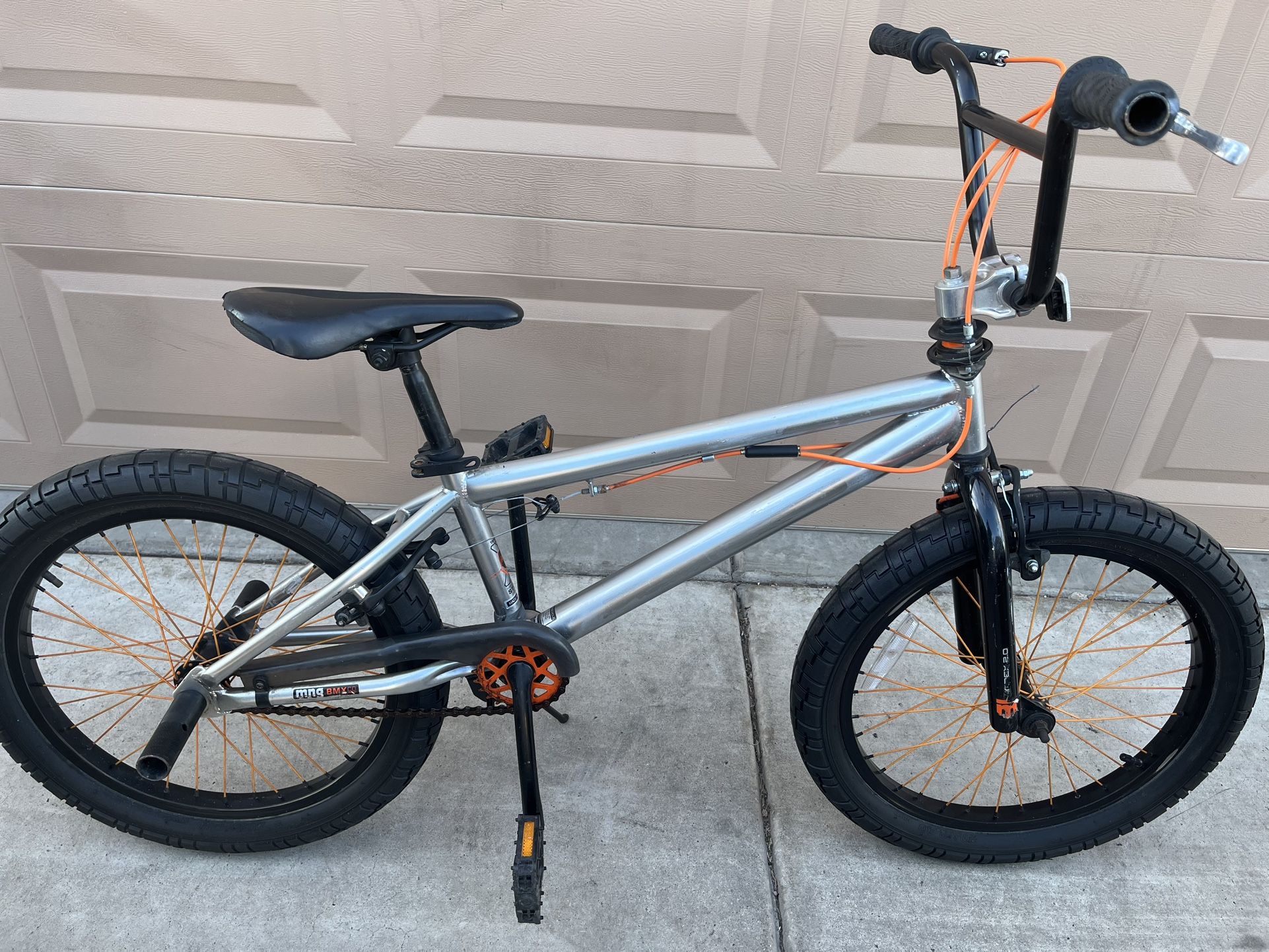 20" BMX OLD SCHOOL 90"S BMX BIKES. EXCELLLENT CONDITION WITH FRESHLY TUNE UP ππΌ