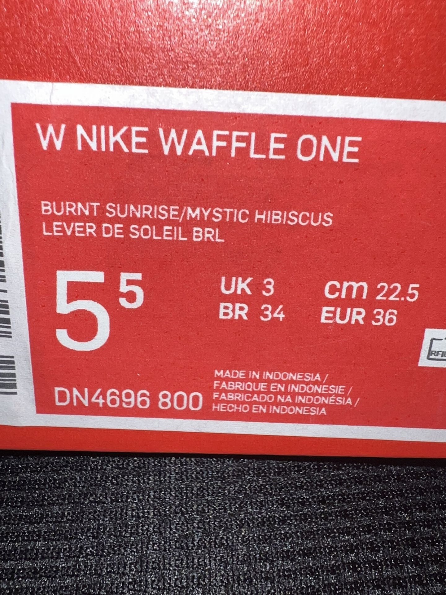 Women’s Nike Waffle One