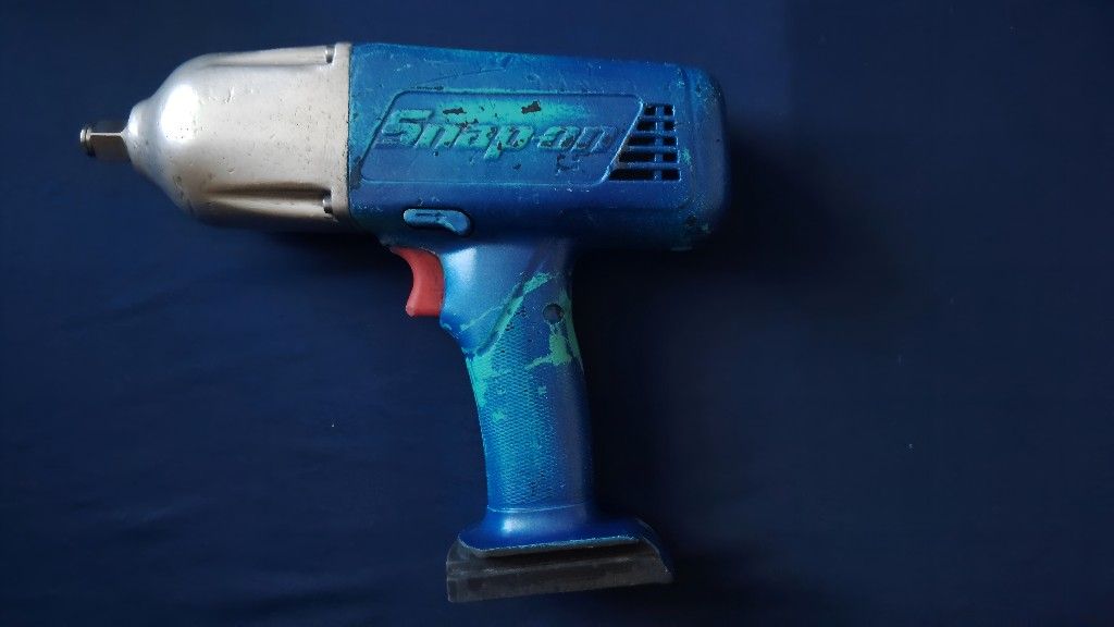 SNAP- ON (Tool only) Impact Wrench 1/2 Drive