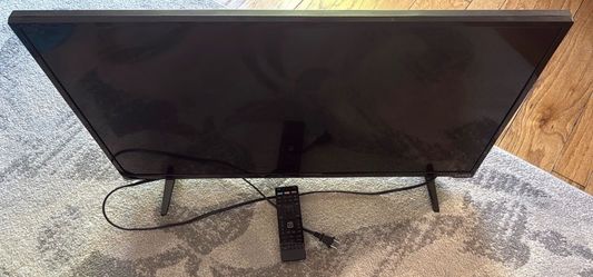 VIZIO 32" 1080p Smart LED TV D32X-D1