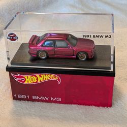 Hot Wheels (HNL25) RLC 1991 BMW M3 - Spectraflame Red