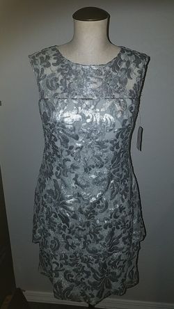 New Size 6P 6 petite women's seafoam green cocktail dress by Alex evenings retailed at Macys sequined mother of the bride